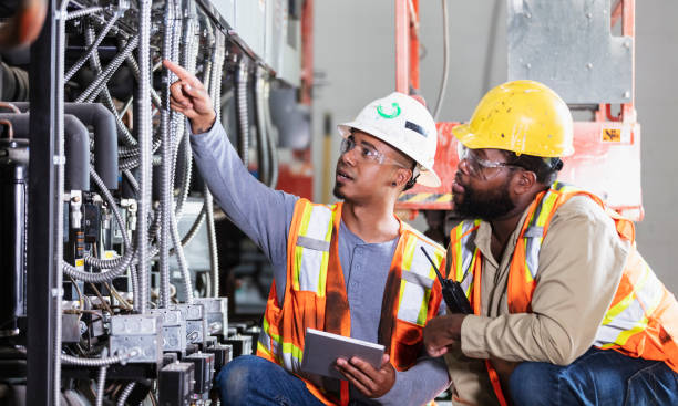 Best Circuit Breaker Repair  in Marianna, FL